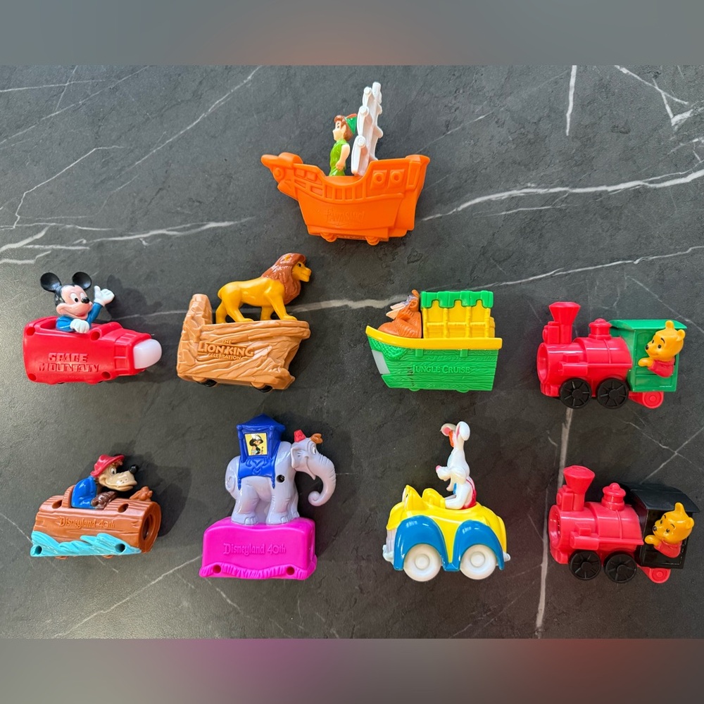 Disneyland 40th Anniversary McDonalds toy viewfinders.